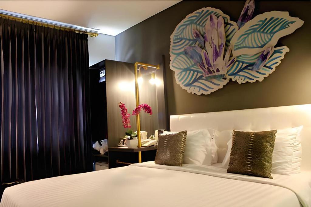 Couleur Hotel Cengkareng Jakarta Extérieur photo